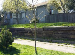 9021 17th Ave SW, Seattle, WA 98106