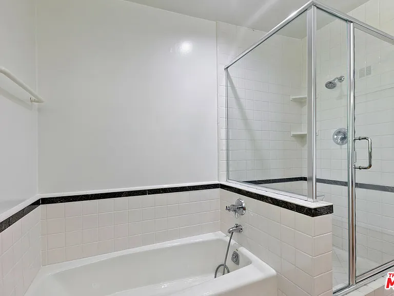 1054 Enchanted Way — Photo 21