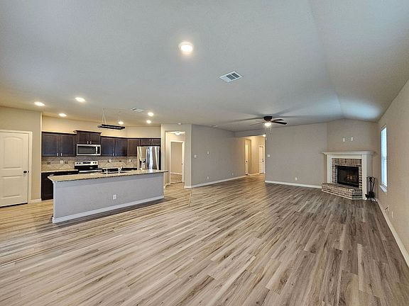 5th image of 6811 Keechi Valley Dr