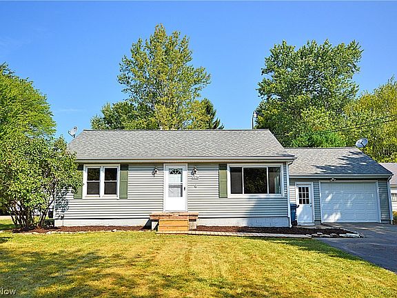 3rd image of 2256 Clearview Ave NW