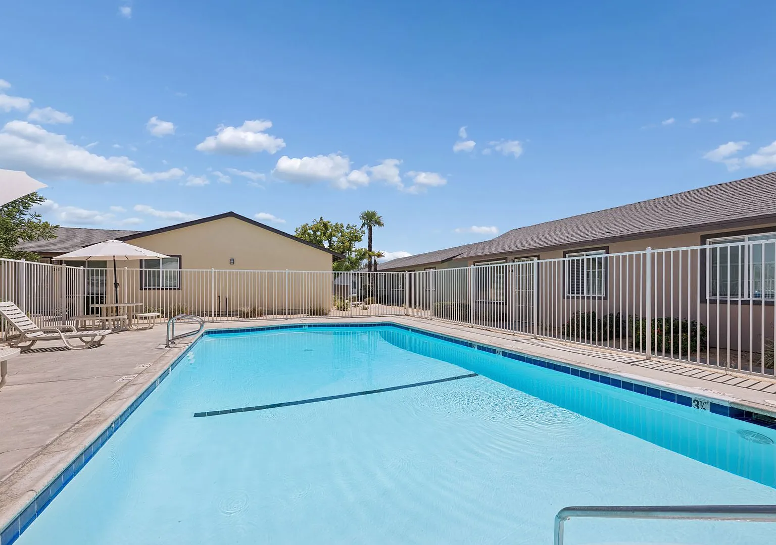 Sierra Apartment Homes — Photo 3