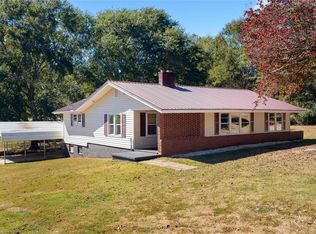 141 Bryant Rd, Pelzer, SC 29669