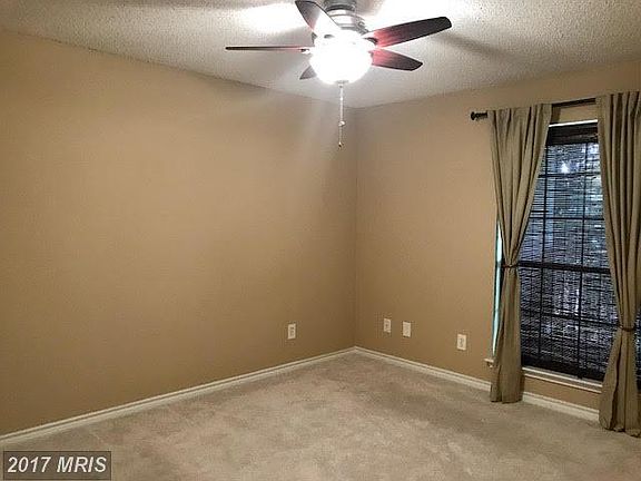 3rd image of 1532 Lincoln Way APT 304B