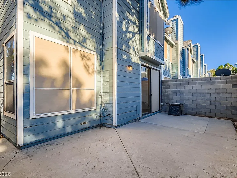 3217 Symphony Dr — Photo 25