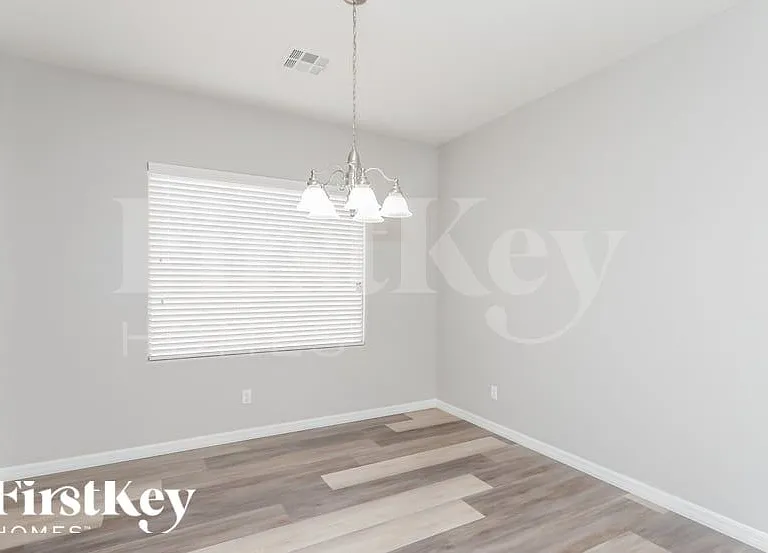 5595 Criollo Dr — Photo 7