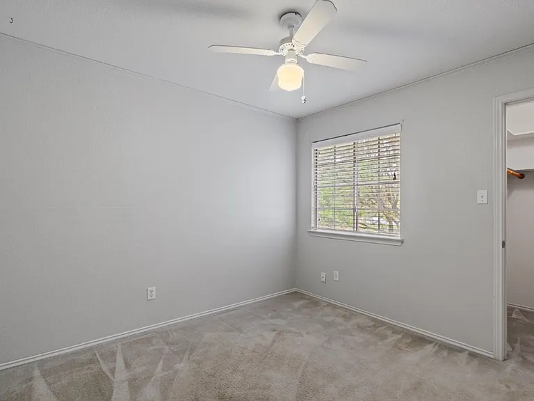 1401 Thibodeaux Dr — Photo 20