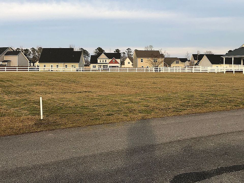 2nd image of 109 Ed Coles Ct