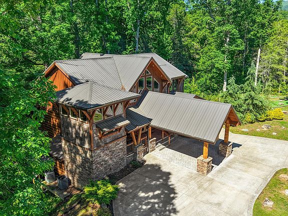 4th image of 2716 Dayne Dr