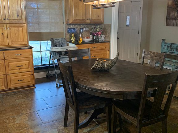 2nd image of 24665 Edmund Dr