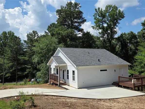 41 Walnut Trl, Cartersville, GA 30121
