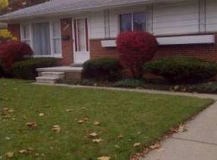 6722 Cronin Dr, Dearborn Heights, MI 48127