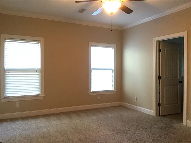 5966 Armadale Dr — Photo 6