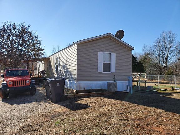 3rd image of 20724 SE 134th St