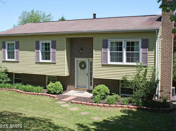 2402 Raintree Ave, Westminster, MD 21157