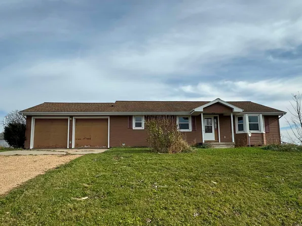 S7750 Pagel Dr, North Freedom, WI 53951