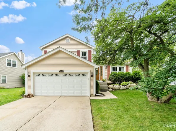 0N450 Winfield Scott Dr, Winfield, IL 60190