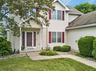 4718 W Chicory Ln, Appleton, WI 54914