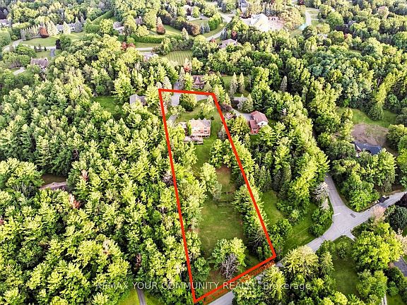 4th image of 243 Ridge Rd