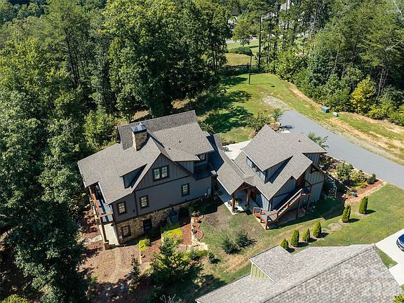 4th image of 117 Amberleaf Way