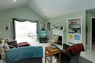 4th image of 342 Ashton Lake Dr