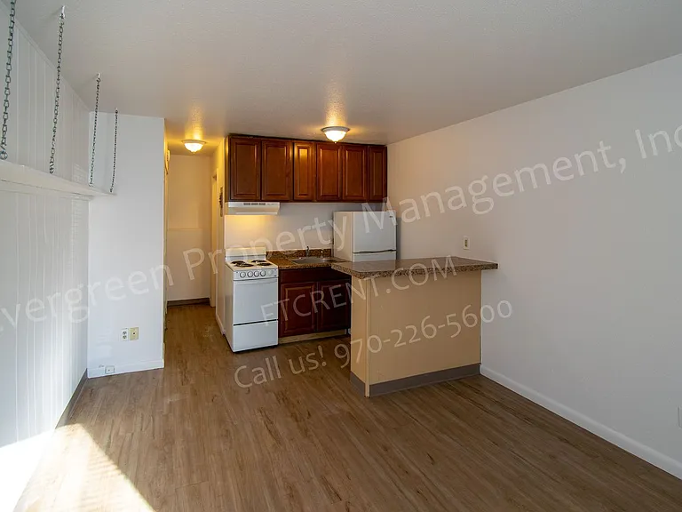 500 W Laporte Ave — Photo 14