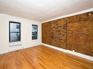 242 E 75th St APT 5C, New York, NY 10021
