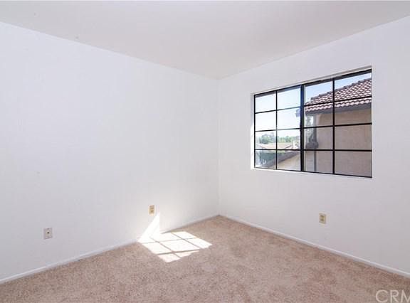 5th image of 14577 Mountain High Dr
