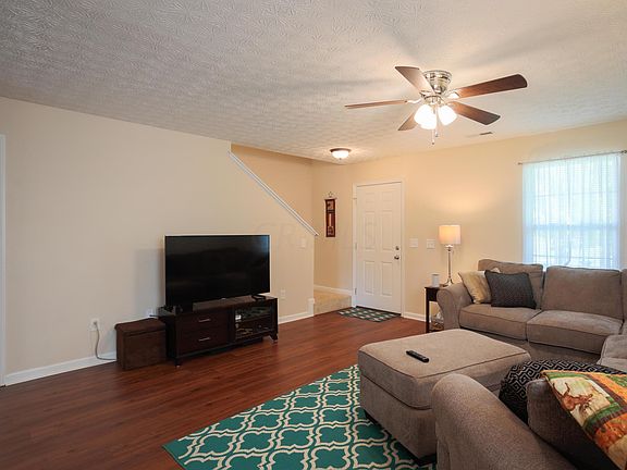 5th image of 8109 Grant Park Ave