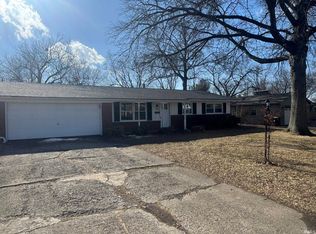 3613 Kirkfield Dr, Fort Wayne, IN 46815