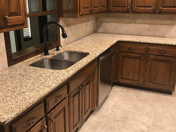 New Granite Countertops and Stainless Steel Sinks