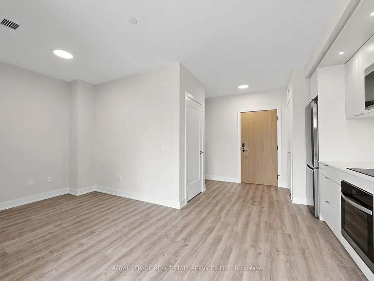 25 Cordova Ave #1210 — Photo 14