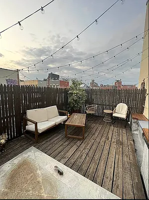 Rented by REAL New York | media 5