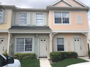 16665 Hemingway Dr, Fort Lauderdale, FL 33326