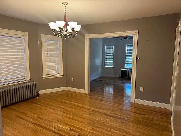 11 Dyer Ave — Photo 4