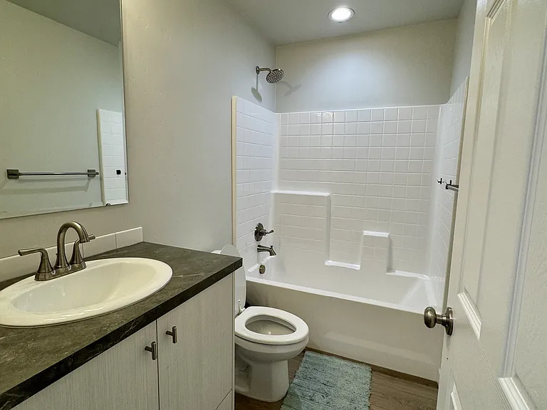 2089 N Thunderbolt St — Photo 9