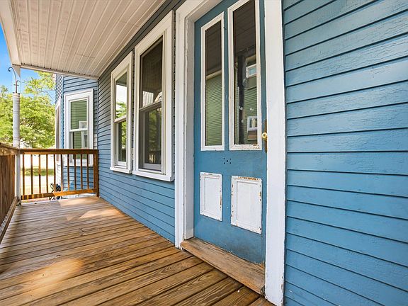 4th image of 743 Belmont Street