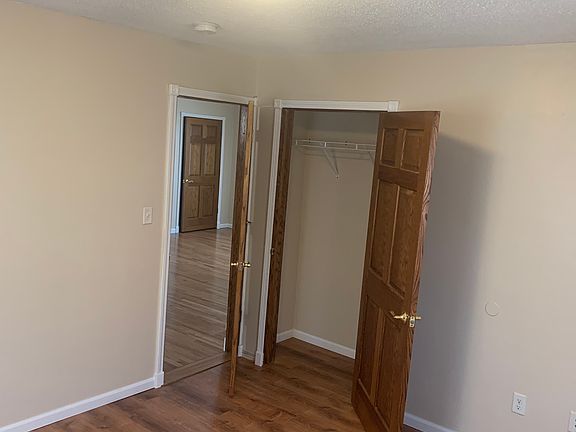 4th image of 440 N 4th St APT 3