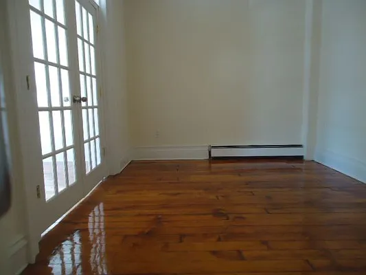 Rented by Hakeem Shahid, LREB | media 10