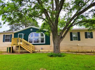 171 N Main St, Paige, TX 78659