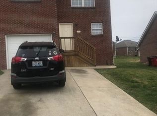 404-406 Faulconer Dr, Nicholasville, KY 40356