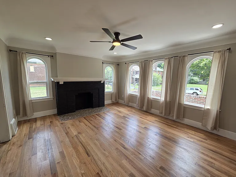 3962 Helen St #1 — Photo 9