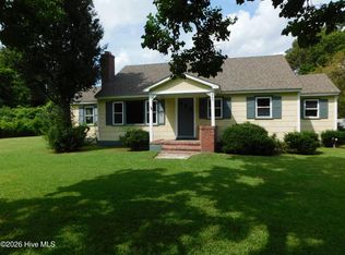 547 Pigott Rd, Gloucester, NC 28528