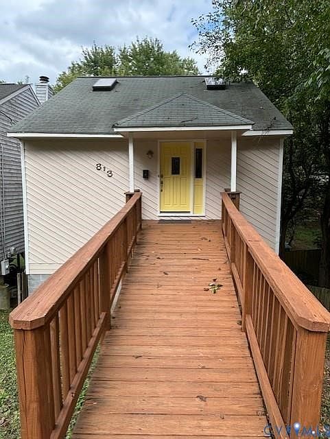 1st image of 813 W 29th St
