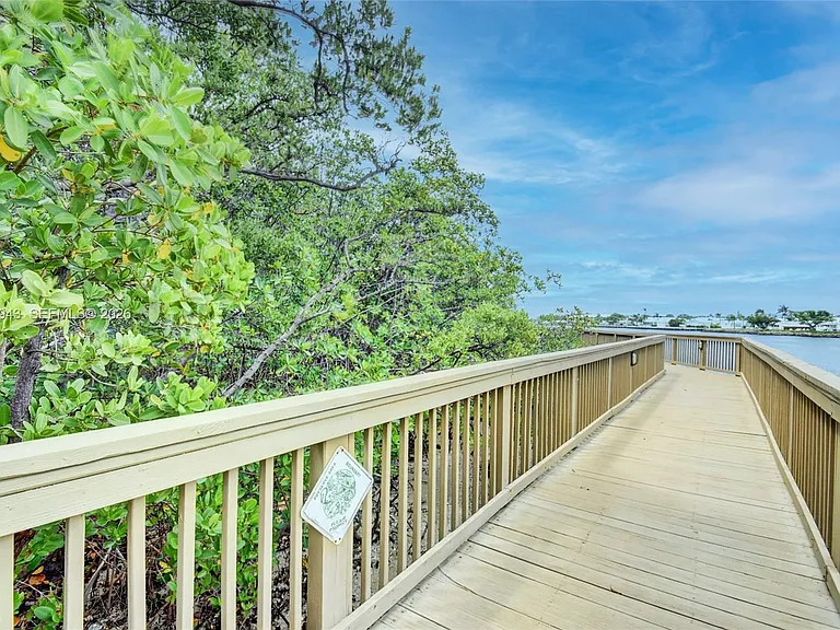 2206 Tuscany Way #2206 — Photo 35