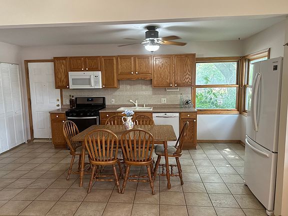 4th image of 5859 S Nordica Ave