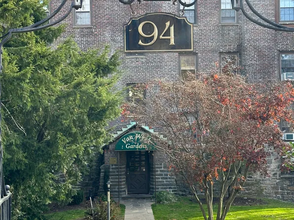 Van Wyck Gardens, 94 Grand St #6d8036ed1, Croton On Hudson, NY 10520
