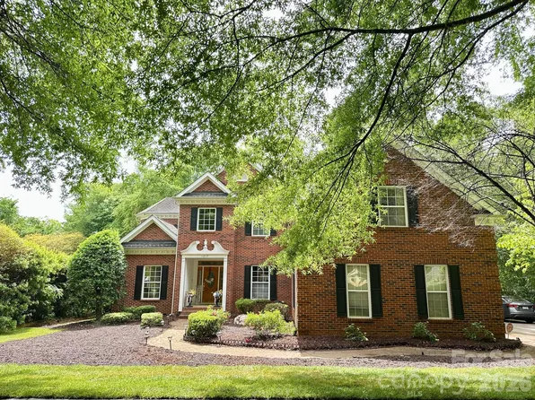 16017 Chiltern Ln, Huntersville, NC 28078