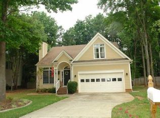 6404 Dry Fork Ln, Raleigh, NC 27617