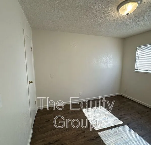 2024 North Ave #D — Photo 9