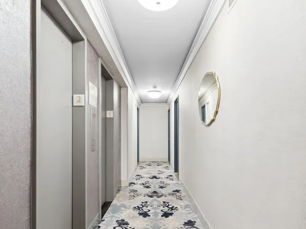 525 East 82nd Street 5C image 10 of 11